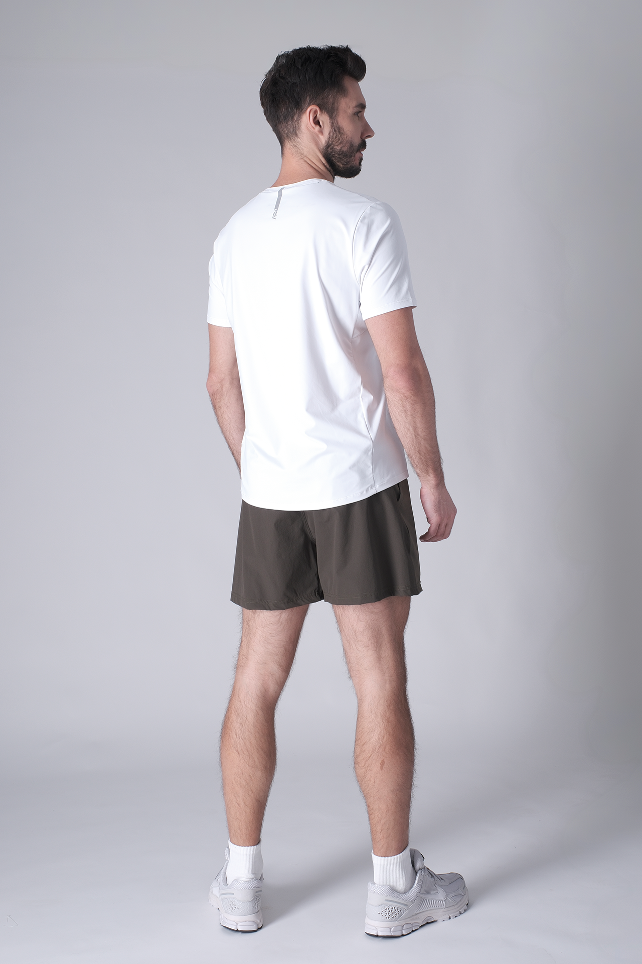 SPE0198 - Lightweight Stretch Nylon Linerless Workout Shorts 5" - Army