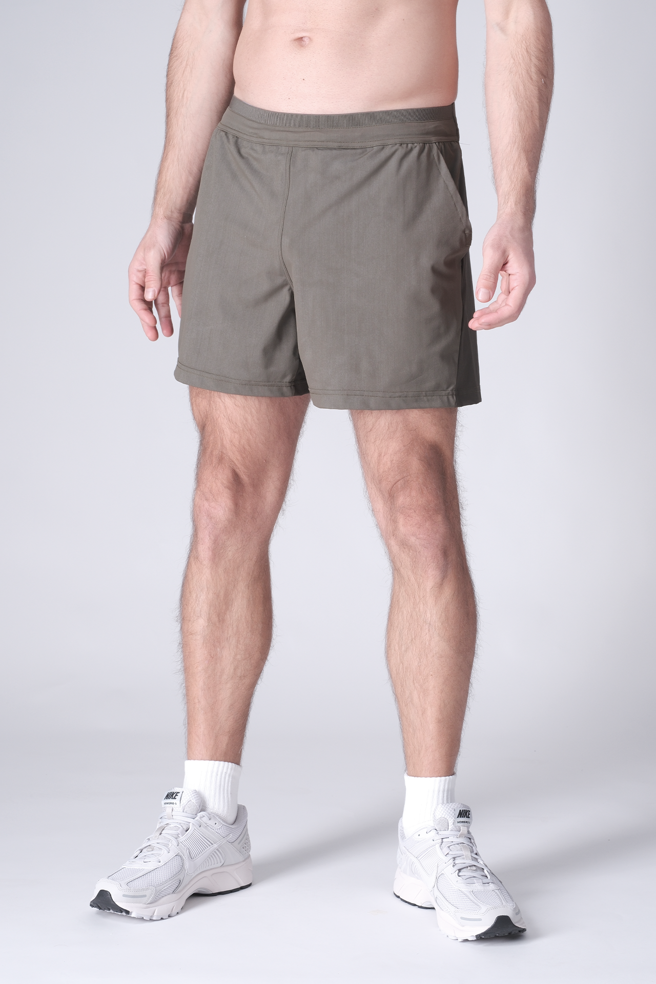 SPE0198 - Lightweight Stretch Nylon Linerless Workout Shorts 5" - Army