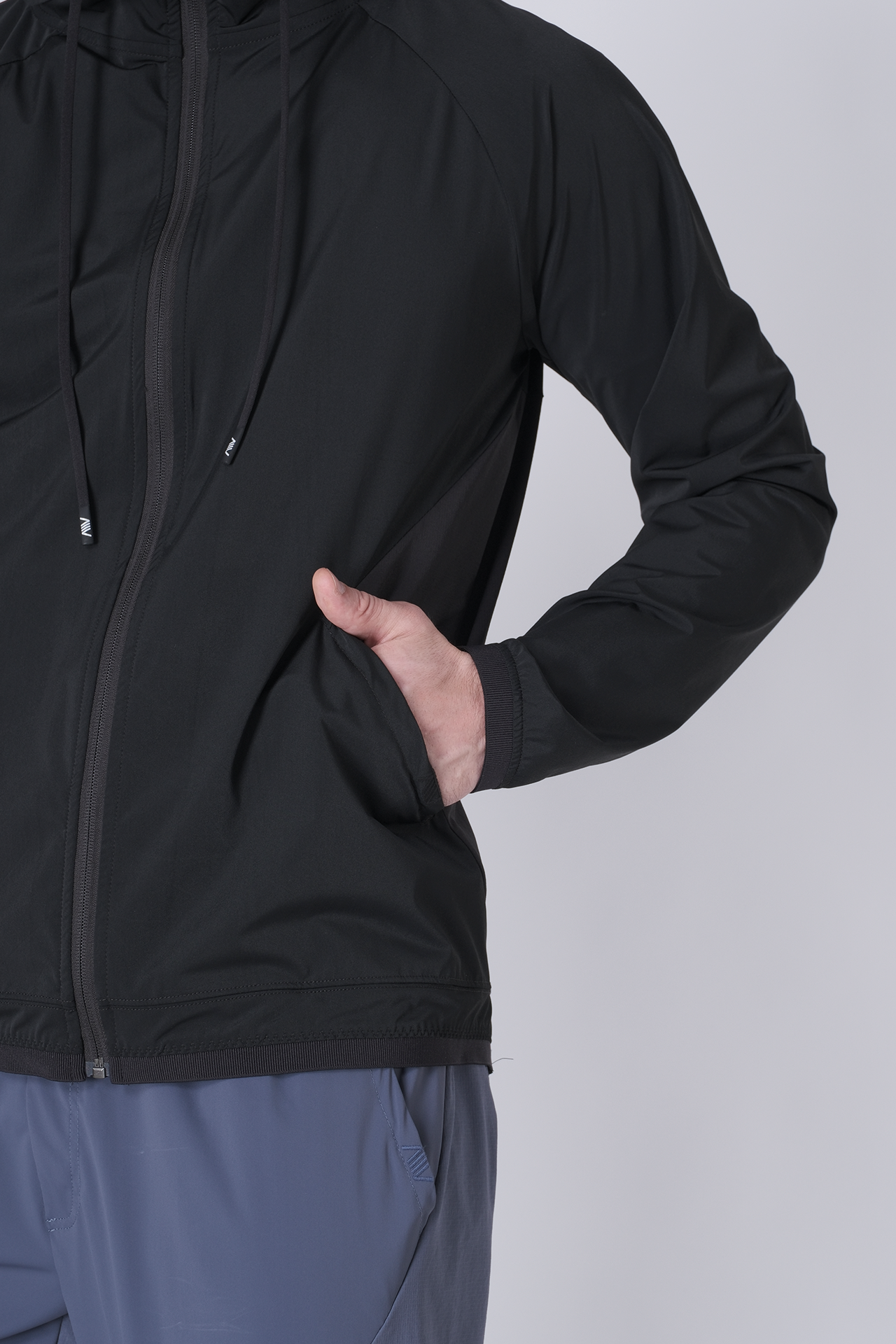 SPO0163 - Lightweight Stretch Nylon Workout Hooded Jacket - Black